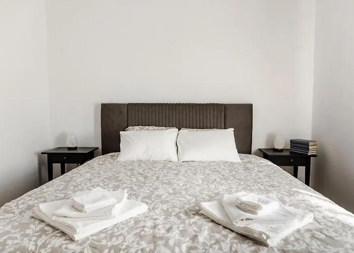 Lus Residence